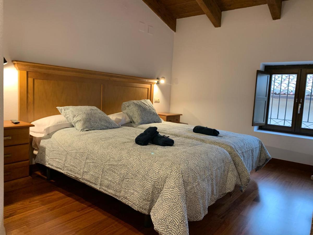 Ferienwohnung Atico Jaca Centro Exterior foto
